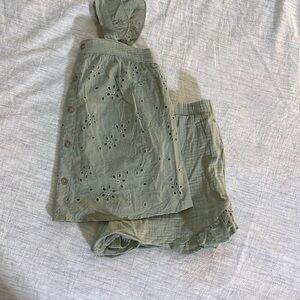 Sunset West - girls gauze ruffle short set - girls sz M